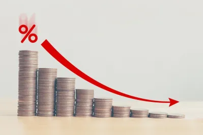 Ставки по рыночной ипотеке в России продолжили снижаться